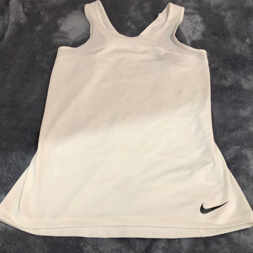 Nike workout tank